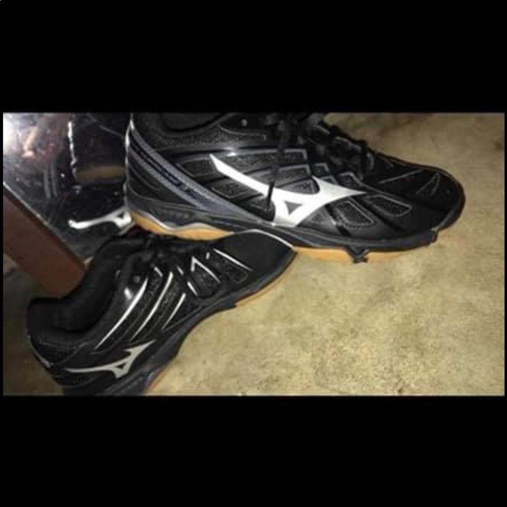 Brand new women’s volleyball indoor court shoes